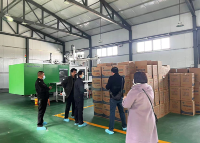 助企紓困 提質強企 崆峒區市場監管局精準幫扶新獲證企業，助推新材料技術落地生根